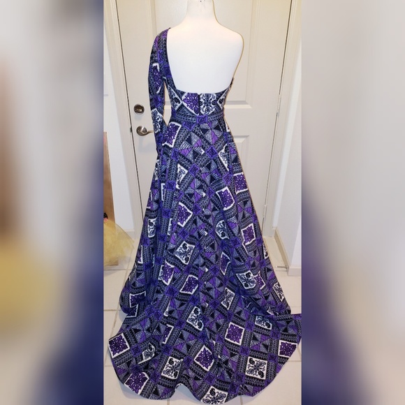 Modern detachable skirt African print gown - Picture 3 of 3